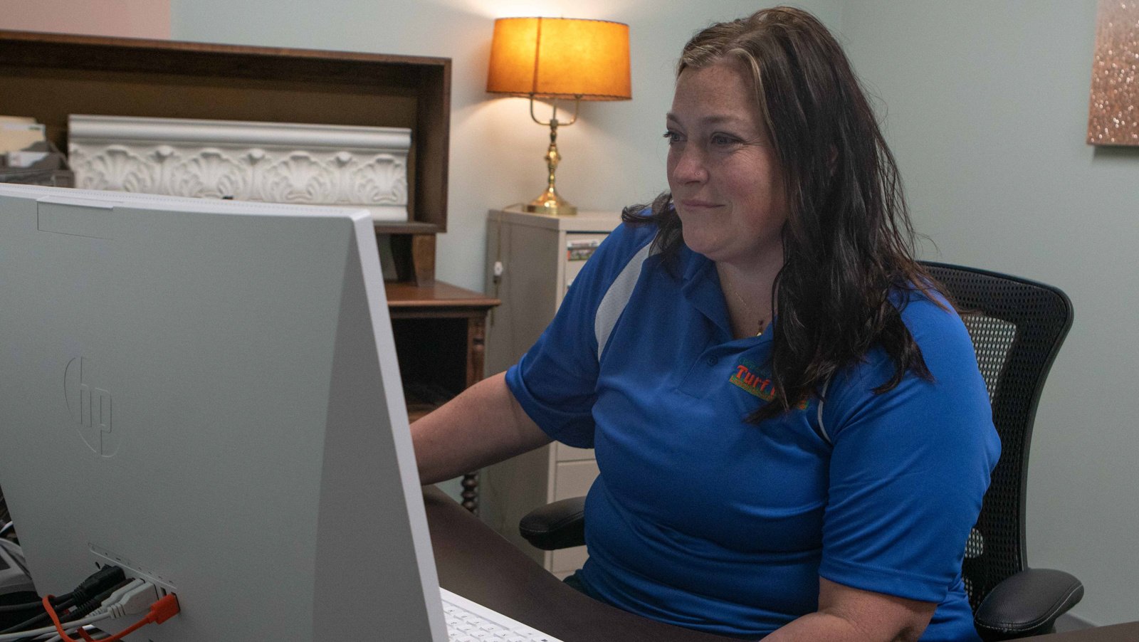 call center taking calls to help with yard