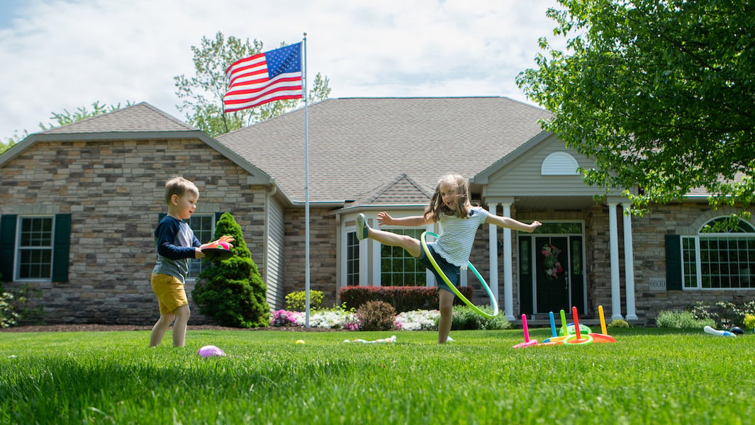 Lawn care-customer-kids-green-grass-1